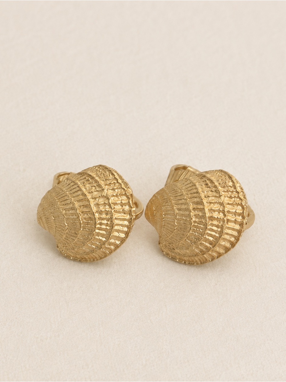 Vintage Trifari Gold Tone Textured Seashell Clip-On Earrings